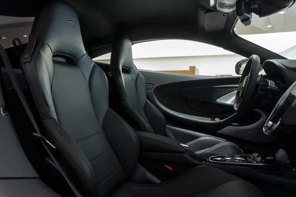 McLaren GT 07/2025-photo-19