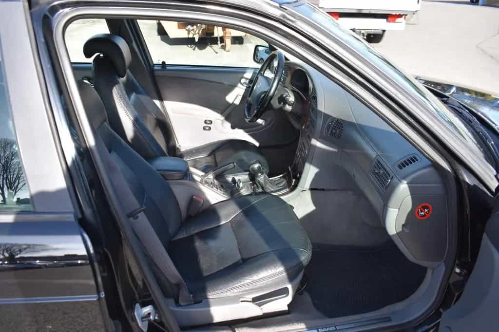 Saab 9-5 2.0t SE Kombi 02/2000-photo-11