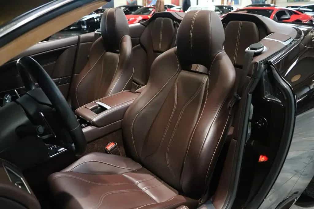 Aston Martin DBS Volante - Marron Black - B&O - Piano Black 10/2012-photo-4