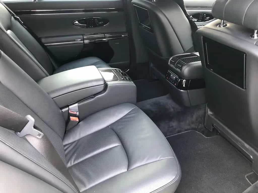 Maybach 57 S CARBON 24000KM NEUWERTIG DEUTSCHE AUSFÜHRUNG 02/2006-photo-9