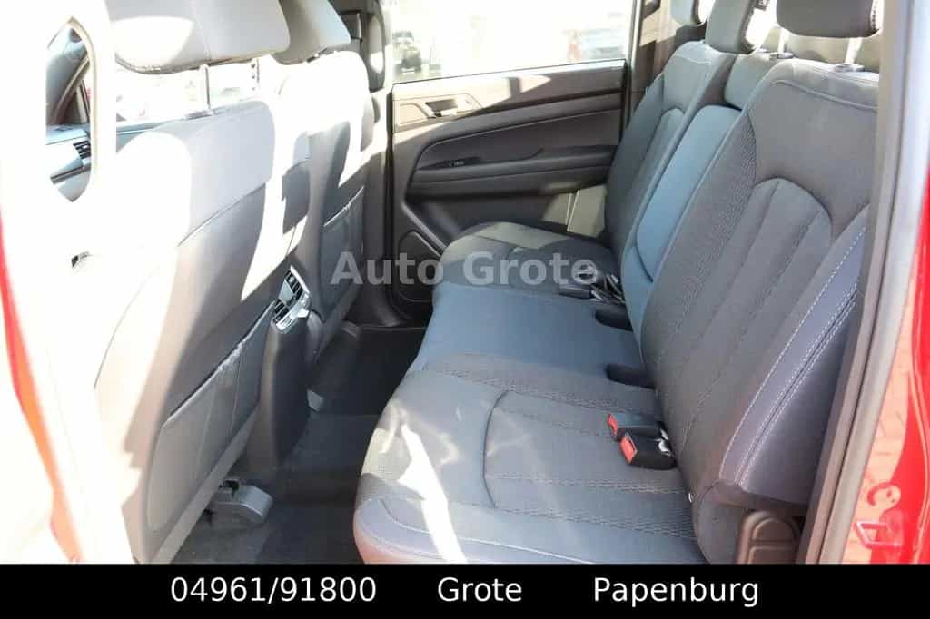 Ssangyong MUSSO Grand MUSSO DK 2,2  AT Quartz 4x4 Digital Tacho null-photo-15