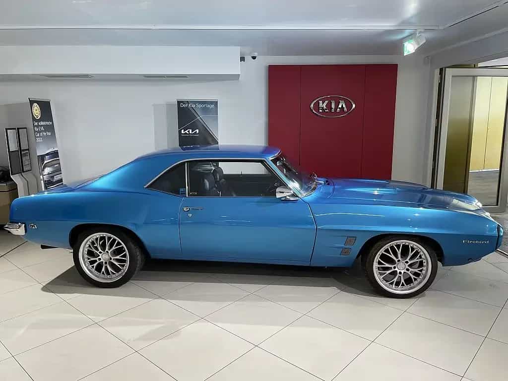 Pontiac Firebird Coupe 05/1969-photo-2