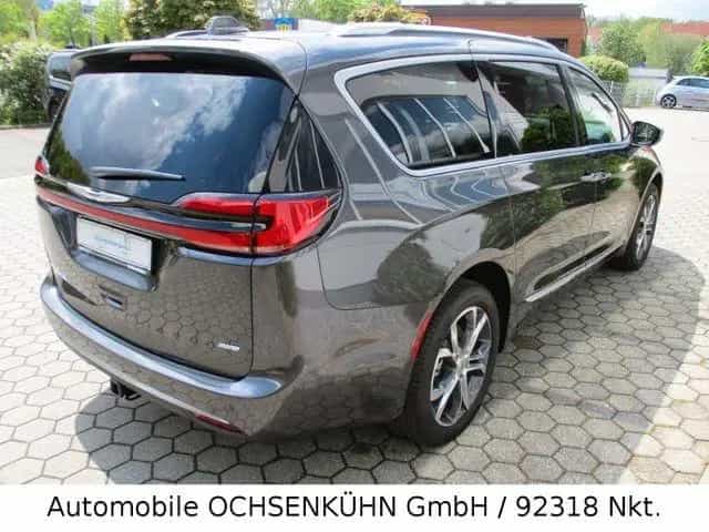 Chrysler Pacifica 3,6 Pinnacle 4x4 / Leder,Nav.,DVD,LED 06/2024-photo-4