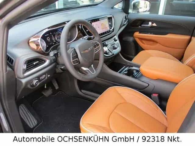Chrysler Pacifica 3,6 Pinnacle 4x4 / Leder,Nav.,DVD,LED 06/2024-photo-6