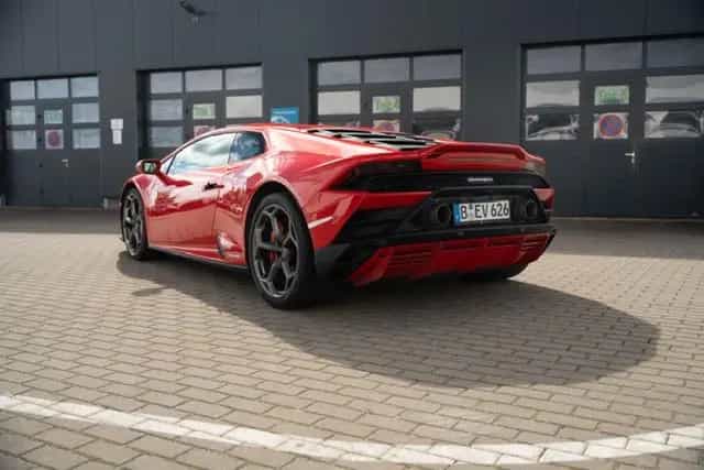 Lamborghini Huracán EVO*LIFT*DAB*PDC*CAM*LDS*Mietkauf 11/2021-photo-21