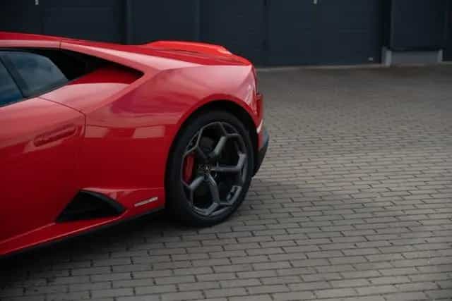 Lamborghini Huracán EVO*LIFT*DAB*PDC*CAM*LDS*Mietkauf 11/2021-photo-8