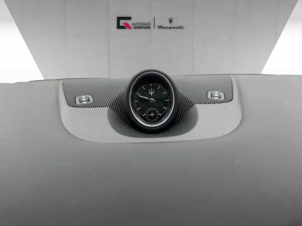Maserati Levante Modena S 430PS Bianco&Nero/Top-Options 06/2023-photo-15