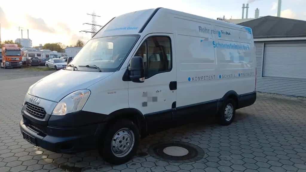 Iveco Daily Kasten HKa 35 S... Radstand 3300 10/2013-photo-0