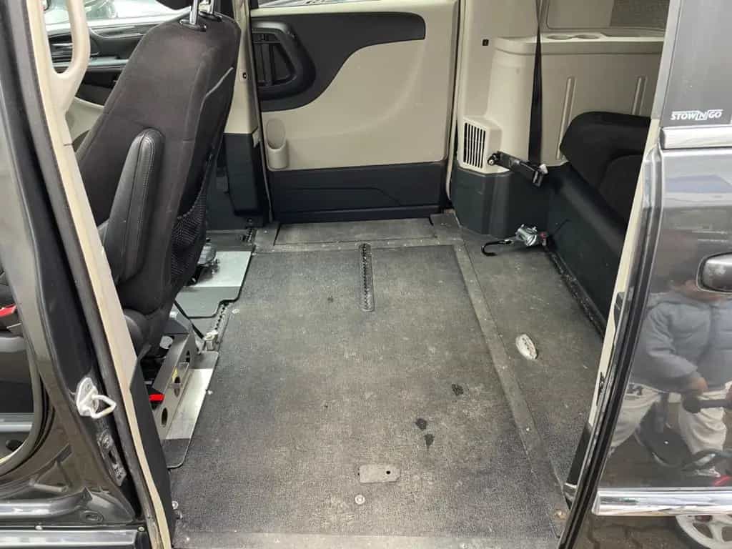 Chrysler Town & COUNTRY TOURING/BEHINDERTENGERECHTE FAHRZ 03/2011-photo-14
