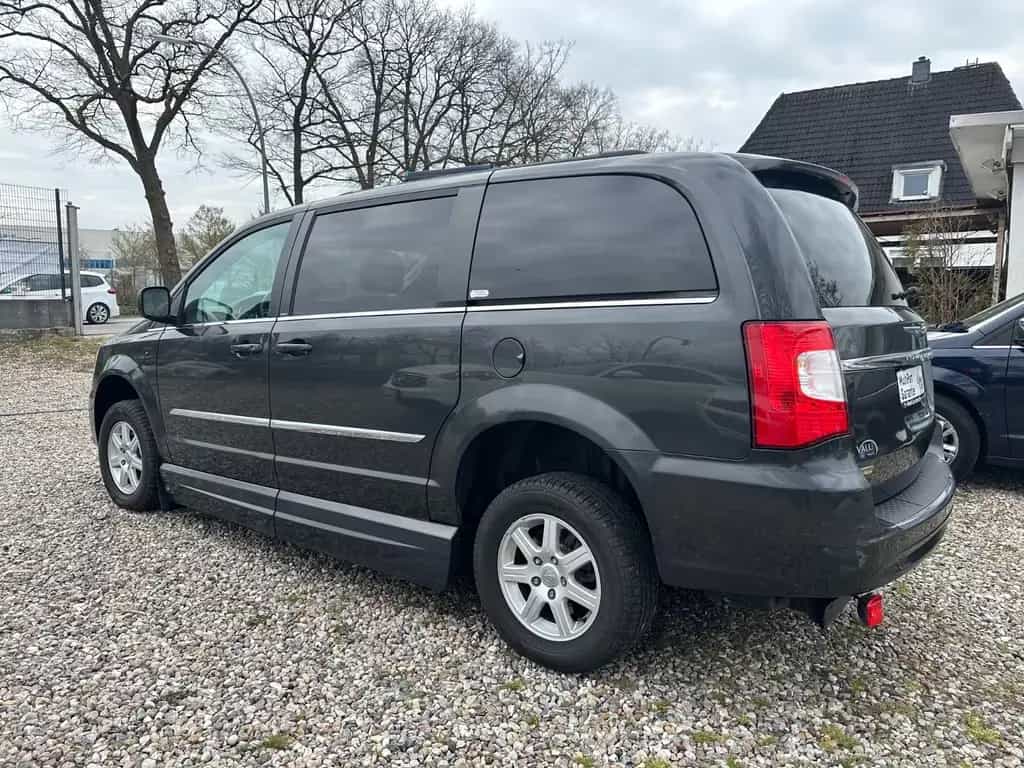 Chrysler Town & COUNTRY TOURING/BEHINDERTENGERECHTE FAHRZ 03/2011-photo-3