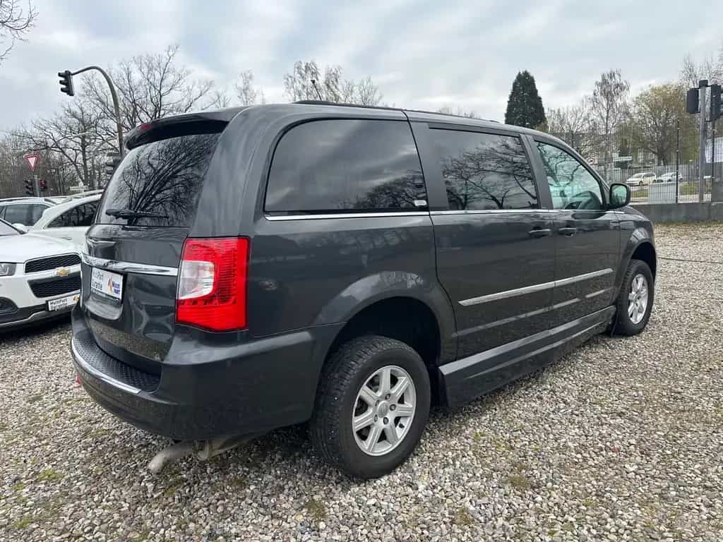 Chrysler Town & COUNTRY TOURING/BEHINDERTENGERECHTE FAHRZ 03/2011-photo-4