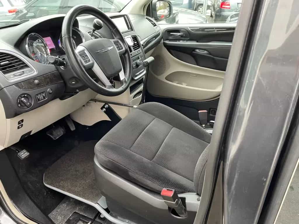 Chrysler Town & COUNTRY TOURING/BEHINDERTENGERECHTE FAHRZ 03/2011-photo-7