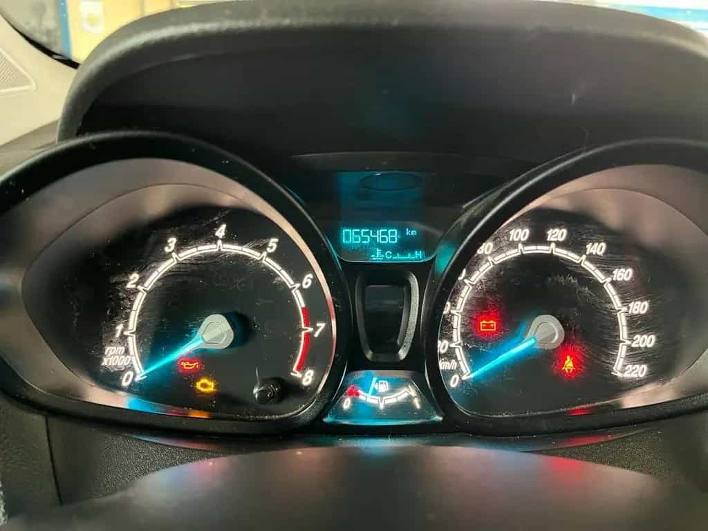 Ford Tourneo Courier Trend 02/2018-photo-10