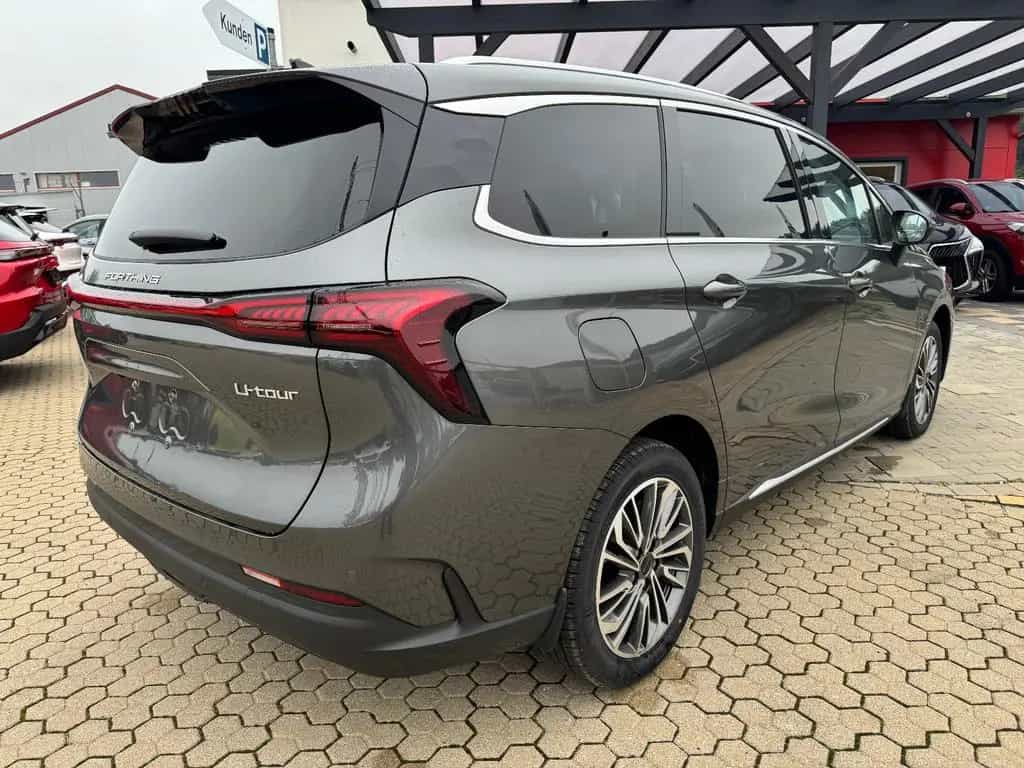 DFSK Forthing 4 U-Tour ACC-Temp/Apple-Carplay-Android null-photo-3