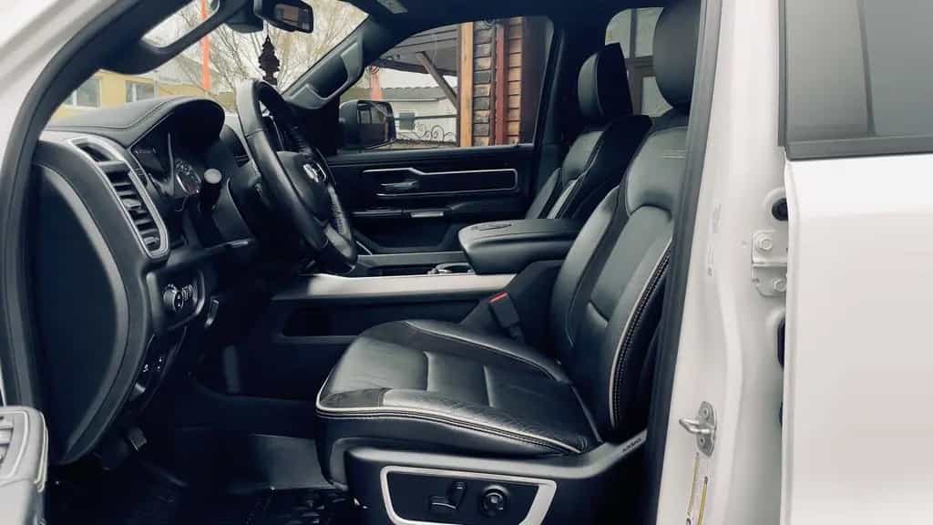 Dodge RAM V8*4X4*OFF-ROAD*LARAMIE/SPORT*LED*AHK*GARANTE* 12/2020-photo-20