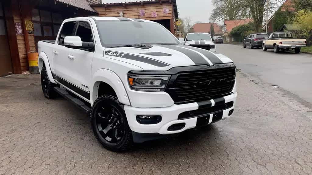Dodge RAM V8*4X4*OFF-ROAD*LARAMIE/SPORT*LED*AHK*GARANTE* 12/2020-photo-7
