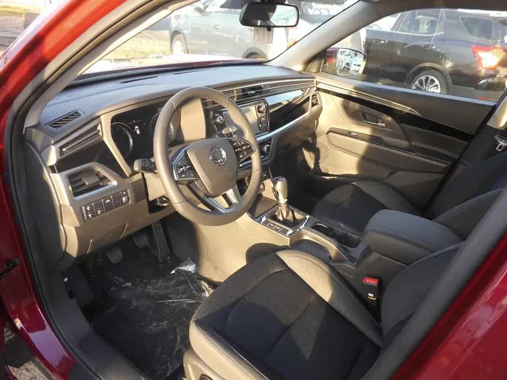 Ssangyong Korando 1.5T-GDi Amber 2WD Sitzhzg 06/2024-photo-8