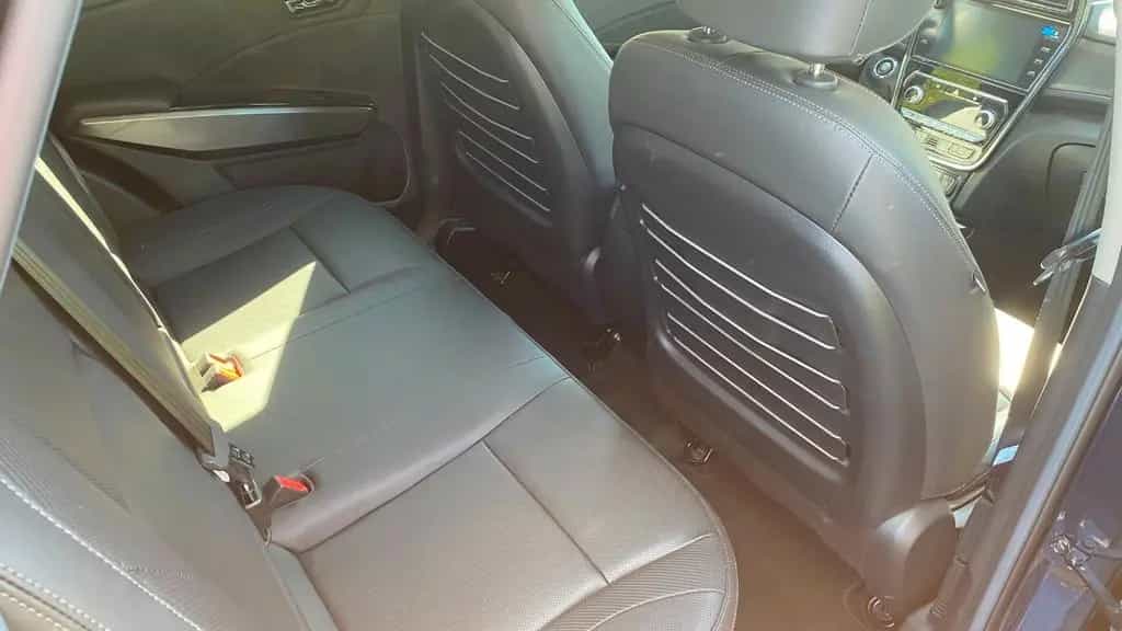 Ssangyong Tivoli Blackline AT*Kamera*Leder*Navi 11/2023-photo-4