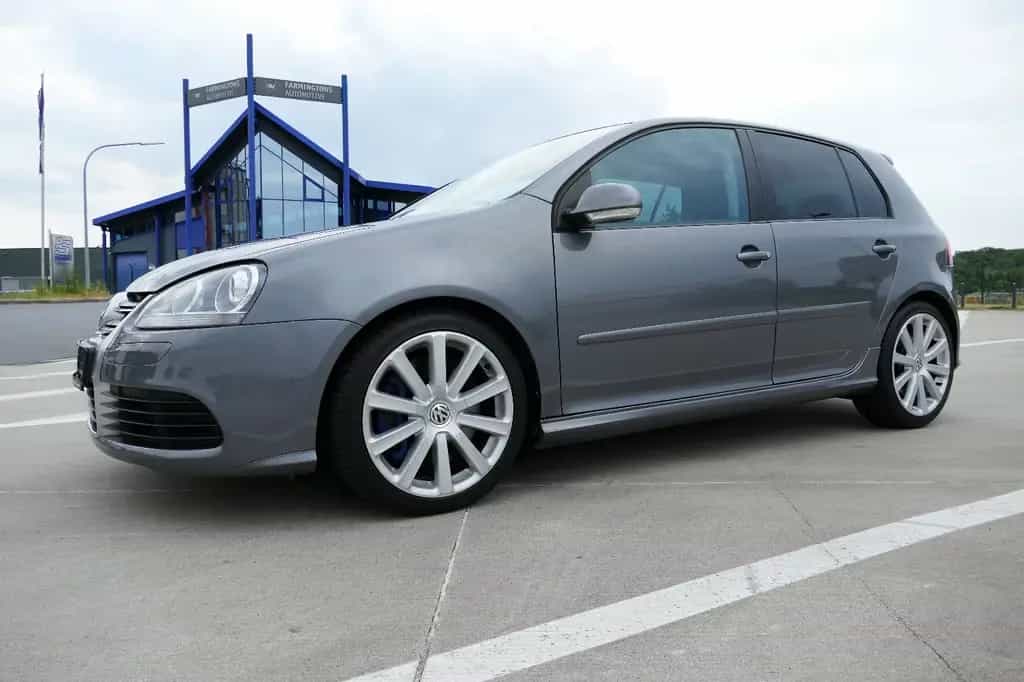 Volkswagen Golf R32 DSG 3.2 V6 4-Motion NAVI KETTENSATZ NEU 08/2009-photo-1