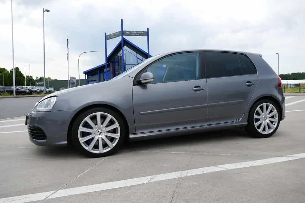 Volkswagen Golf R32 DSG 3.2 V6 4-Motion NAVI KETTENSATZ NEU 08/2009-photo-11