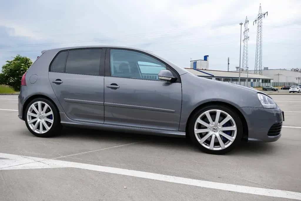 Volkswagen Golf R32 DSG 3.2 V6 4-Motion NAVI KETTENSATZ NEU 08/2009-photo-12