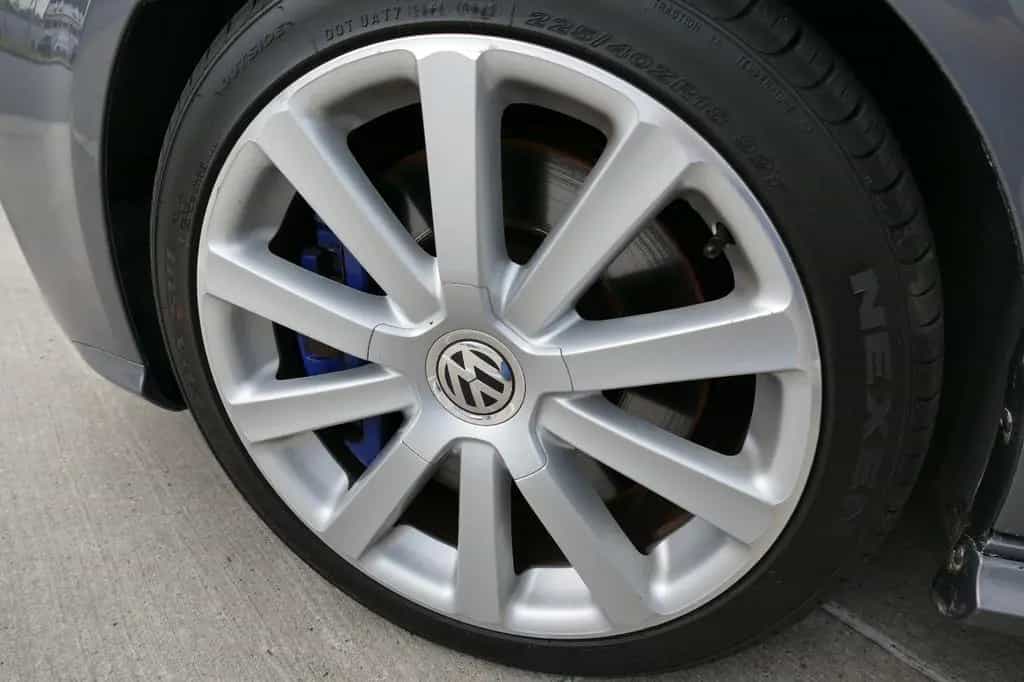 Volkswagen Golf R32 DSG 3.2 V6 4-Motion NAVI KETTENSATZ NEU 08/2009-photo-28