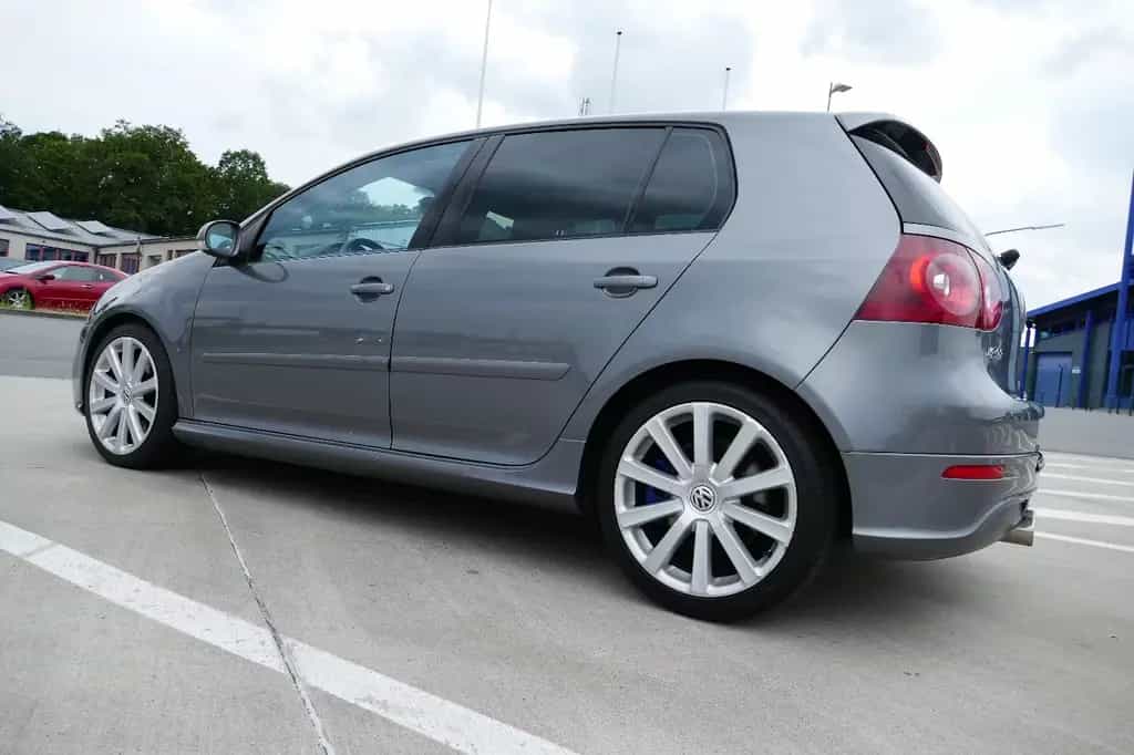 Volkswagen Golf R32 DSG 3.2 V6 4-Motion NAVI KETTENSATZ NEU 08/2009-photo-3