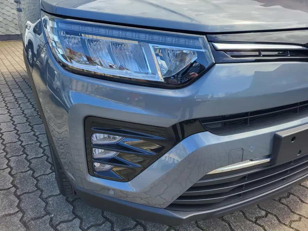 Ssangyong Tivoli 1.5 T-GDI BLACKLINE+KAMERA+NAVI+ALLWETTER 09/2023-photo-3