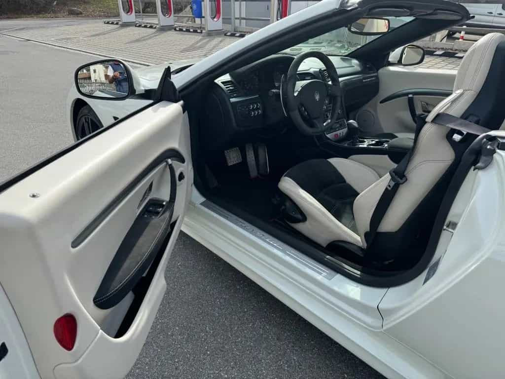 Maserati GranCabrio MC 4.7 V8 460PS, 19% MwSt 12/2016-photo-38
