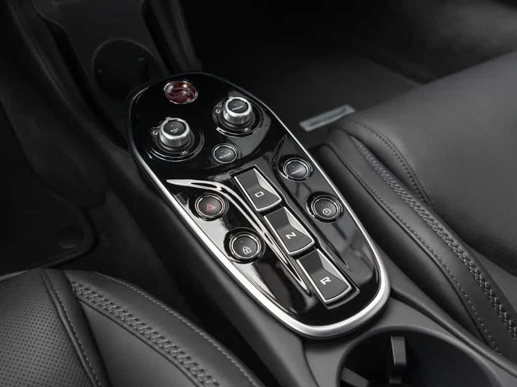McLaren GT | MSO Paint | Sports Exhaust 04/2024-photo-21