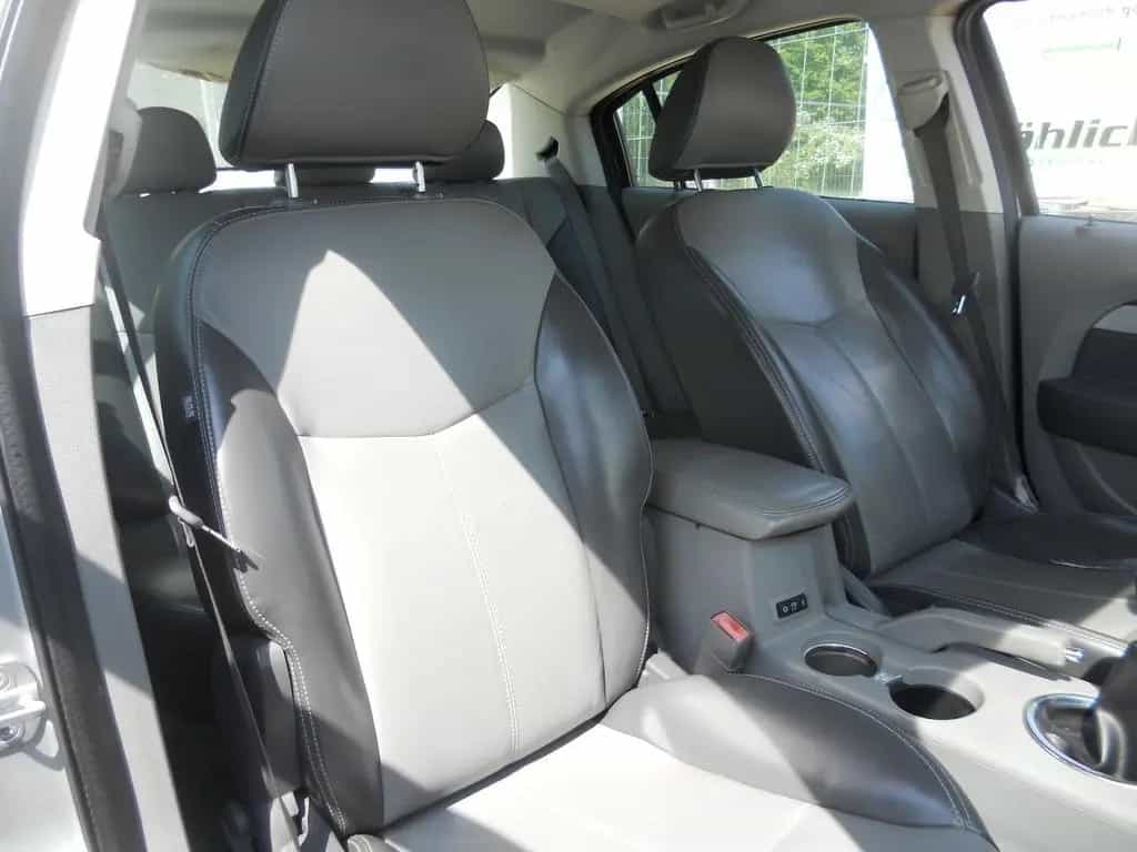 Chrysler Sebring Limited 2.0 CRD 02/2009-photo-12