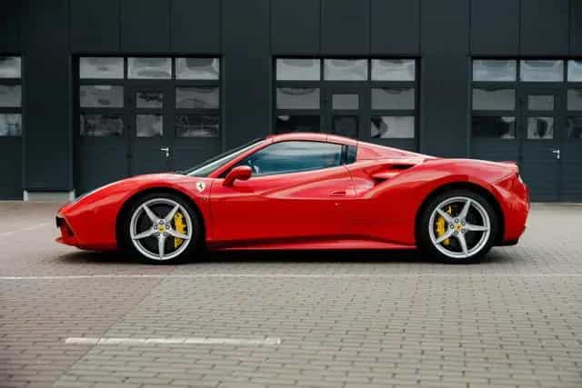 Ferrari 488 Spider *Lift*PDC*RFK*Mwst*1.Hand 04/2019-photo-1