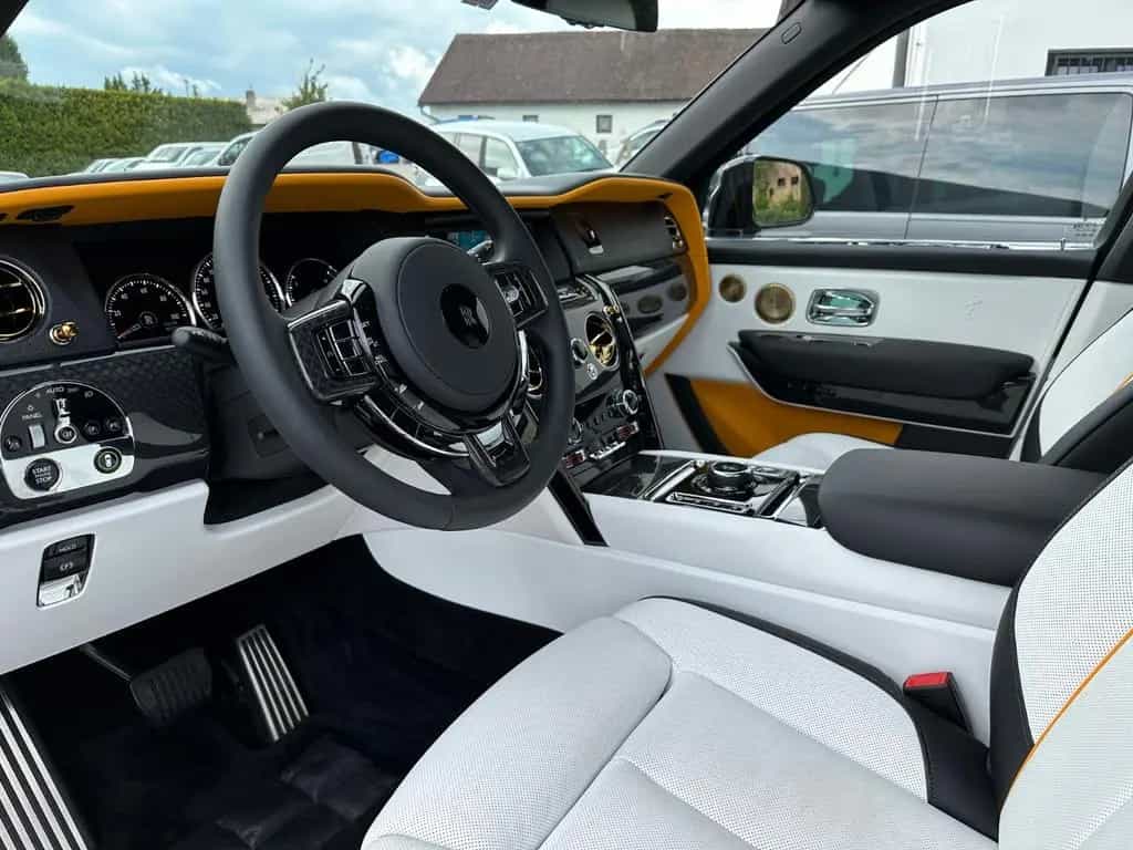 Rolls-Royce Cullinan Black Badge MEGA OPTIONS !! 03/2023-photo-6