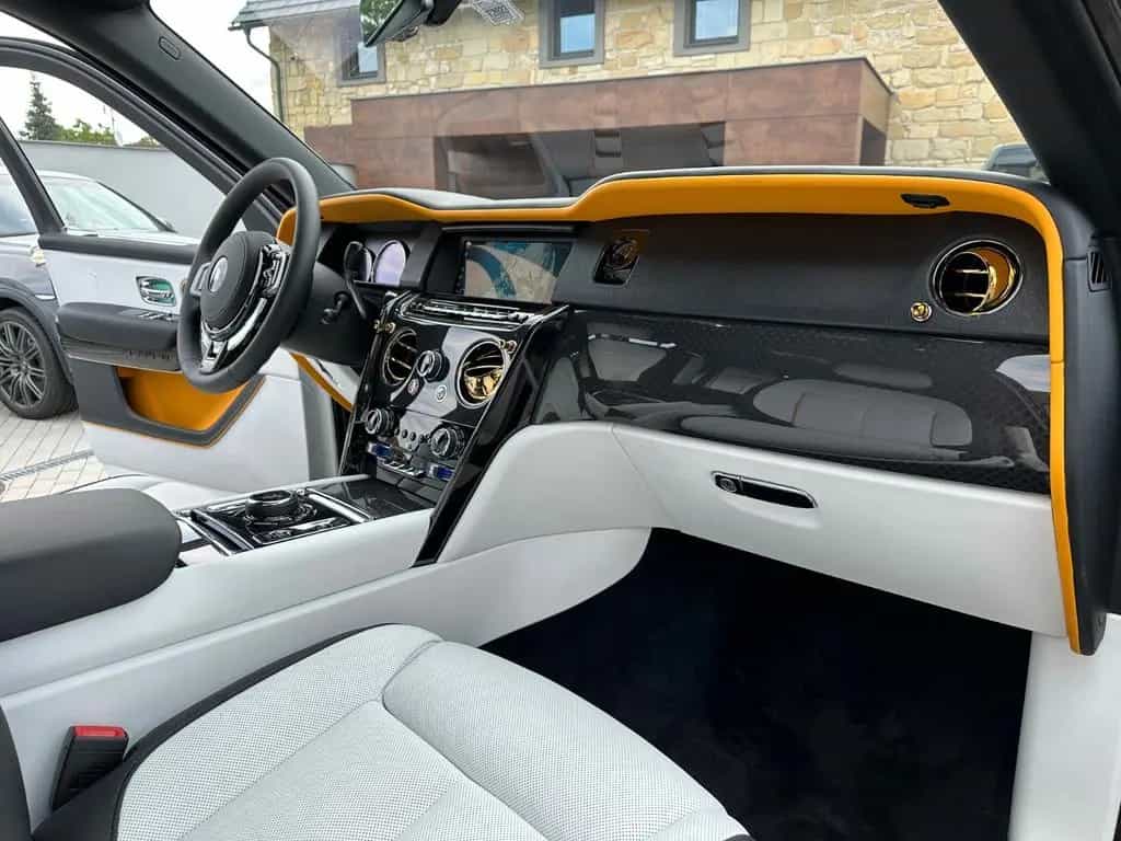 Rolls-Royce Cullinan Black Badge MEGA OPTIONS !! 03/2023-photo-7