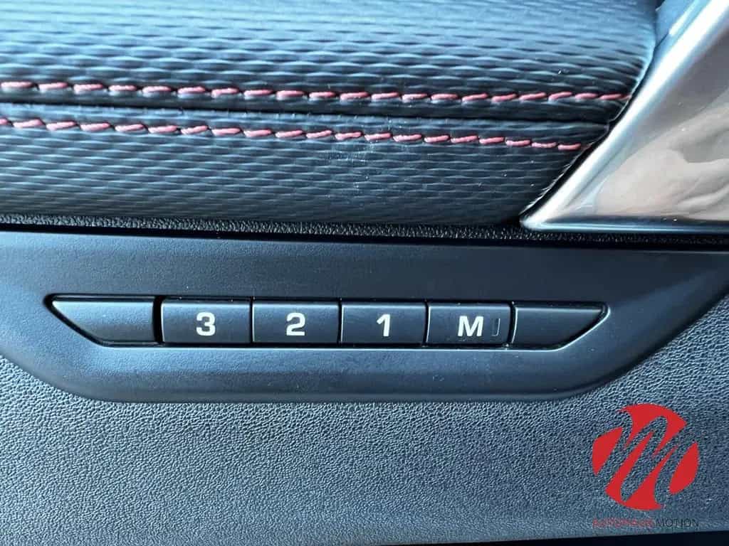 Land Rover Discovery Sport R-Dynamic SE AWD 2.0 LED PANO KA 09/2019-photo-24