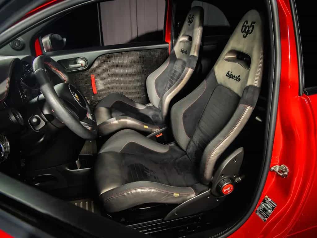 Abarth 695 Biposto 07/2016-photo-17
