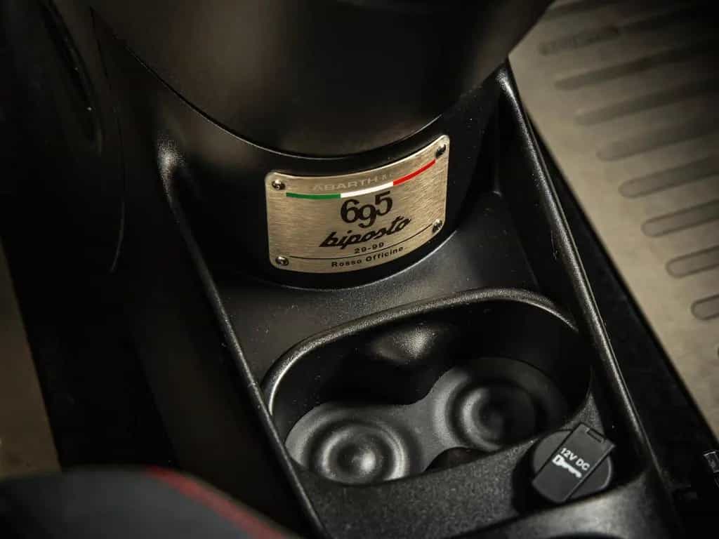 Abarth 695 Biposto 07/2016-photo-21
