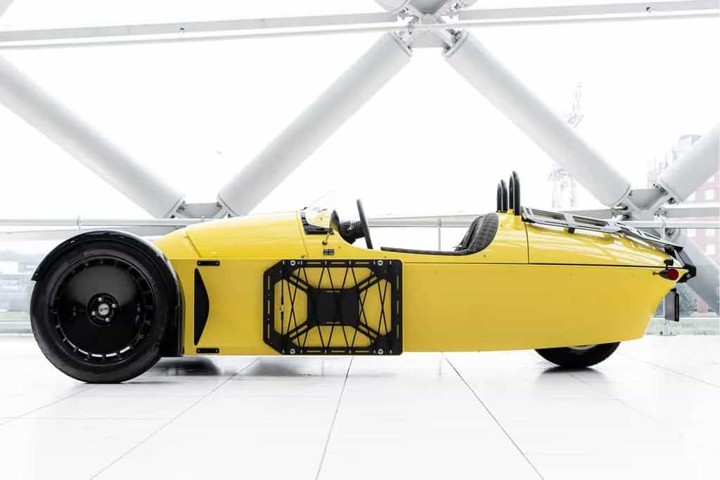 Morgan 3 Wheeler Super 3 | Luggage racks | Graphite inner body | null-photo-5