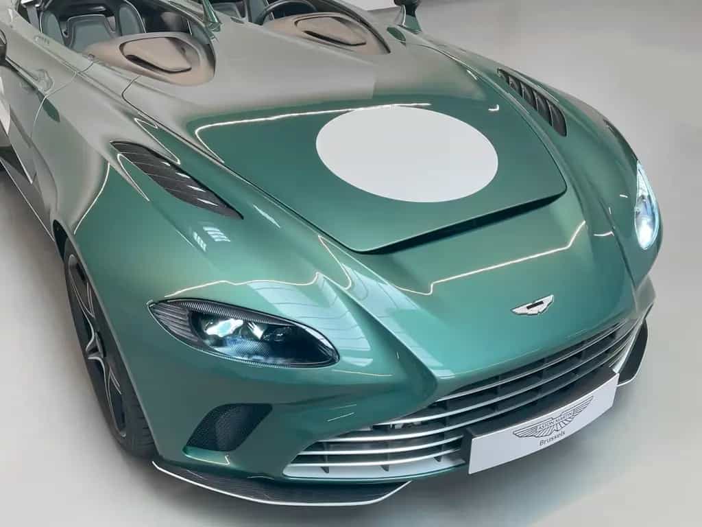 Aston Martin V12 Vantage V12 Speedster null-photo-6