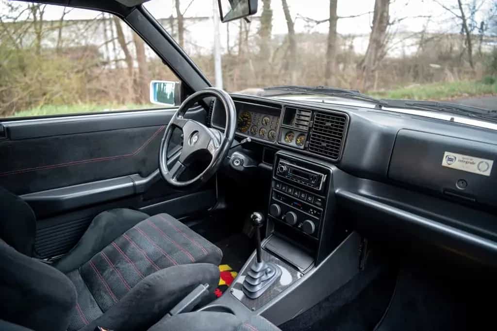 Lancia Delta HF Integrale EVO SS  Martini 5 H-Gutachten 04/1992-photo-4