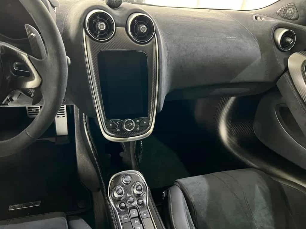 McLaren 600LT Carbon/Lift/Kamera/Keramik/Navigation/LED 11/2021-photo-12