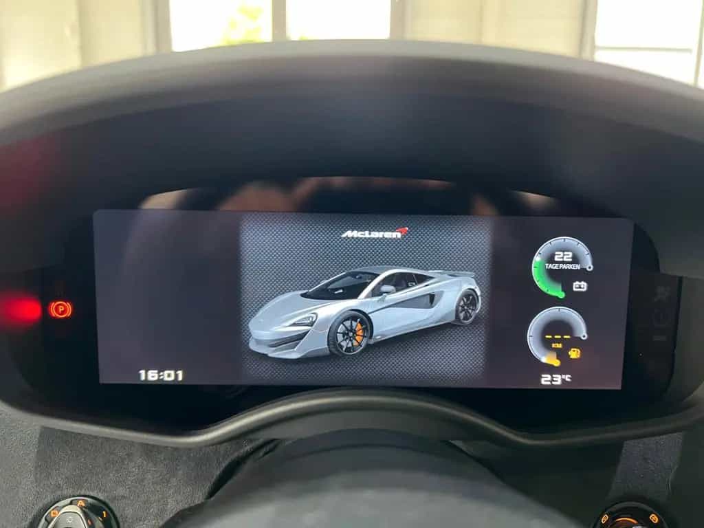 McLaren 600LT Carbon/Lift/Kamera/Keramik/Navigation/LED 11/2021-photo-16