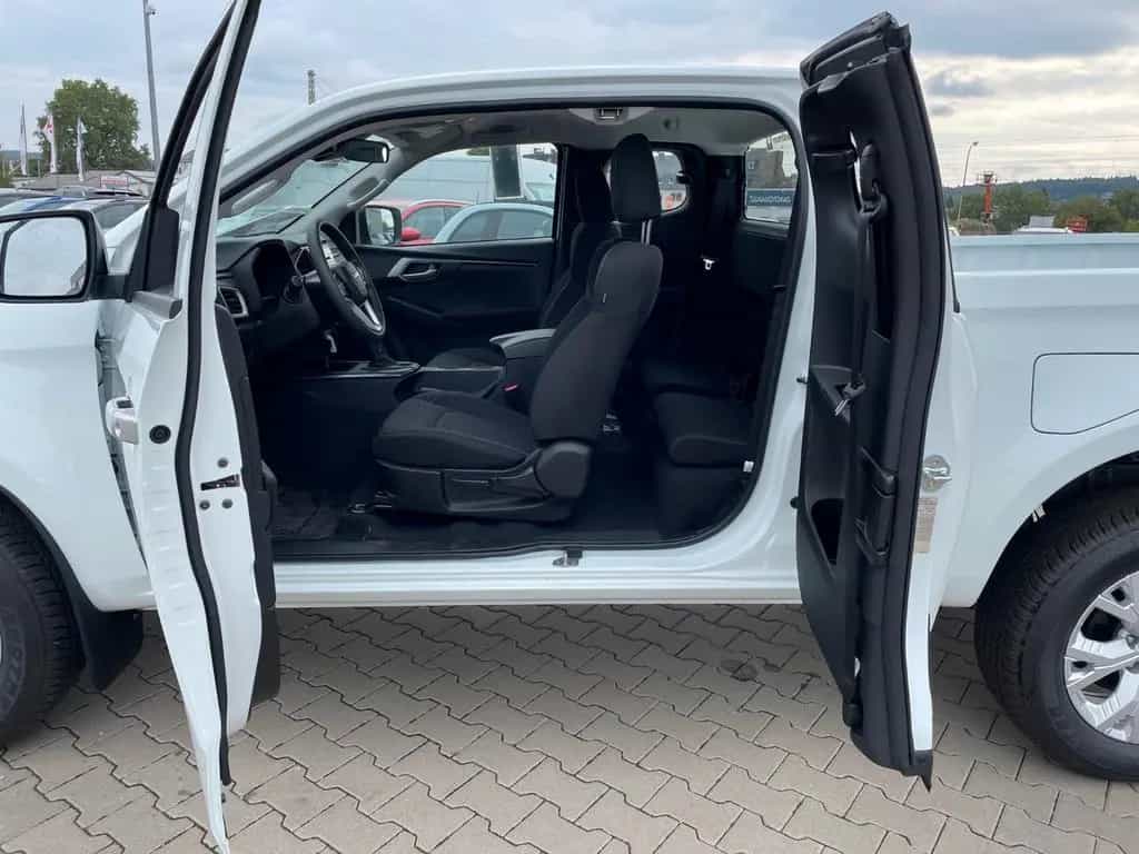 Isuzu D-Max LS | 4x4 A/T|  - Winterdienst /Schneepflug null-photo-15