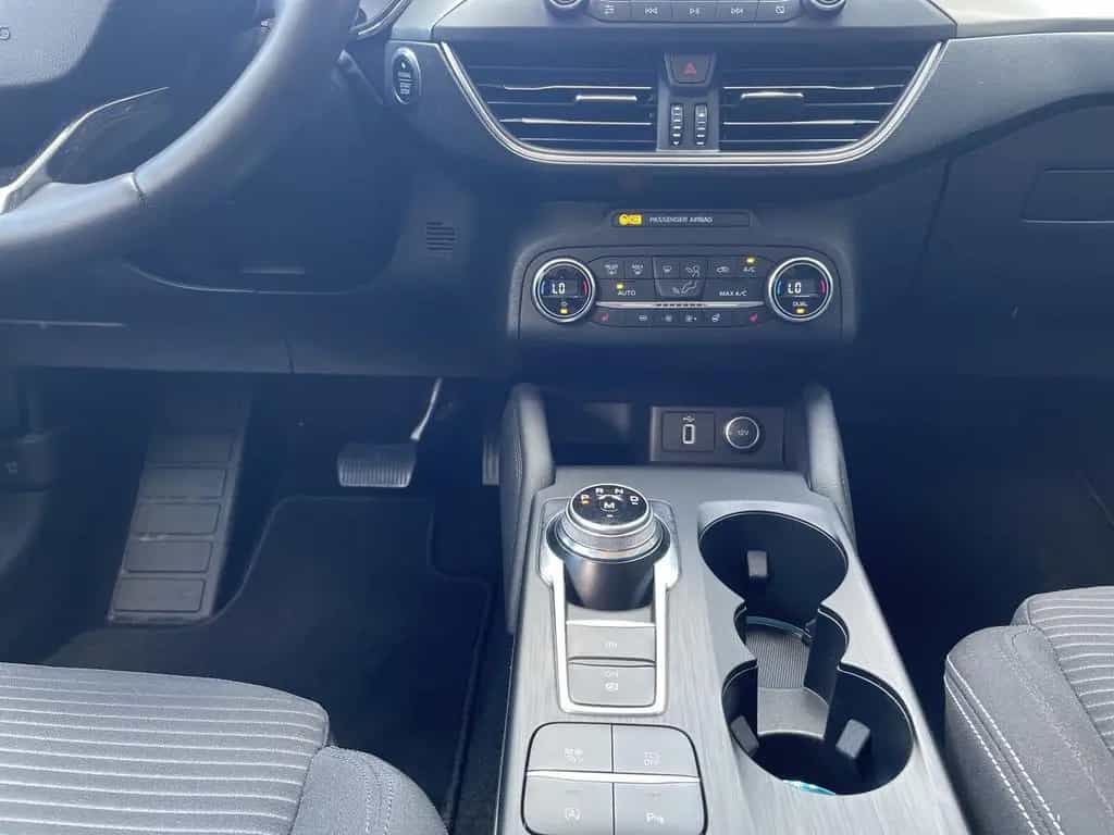 Ford Focus 1.5 EcoBoost Aut. TITANIUM *LED*Navi* 04/2019-photo-10