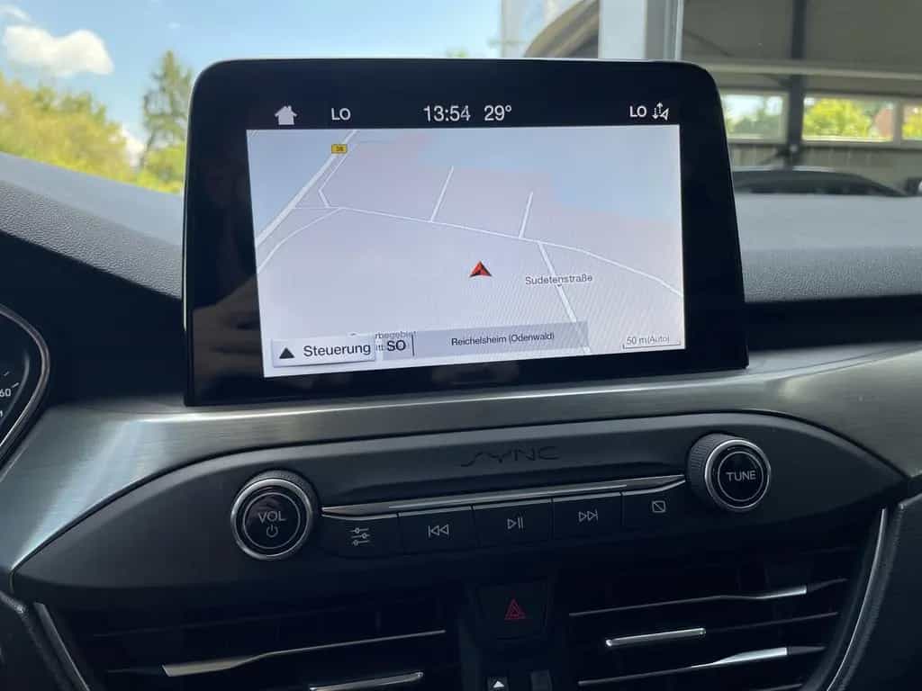 Ford Focus 1.5 EcoBoost Aut. TITANIUM *LED*Navi* 04/2019-photo-13
