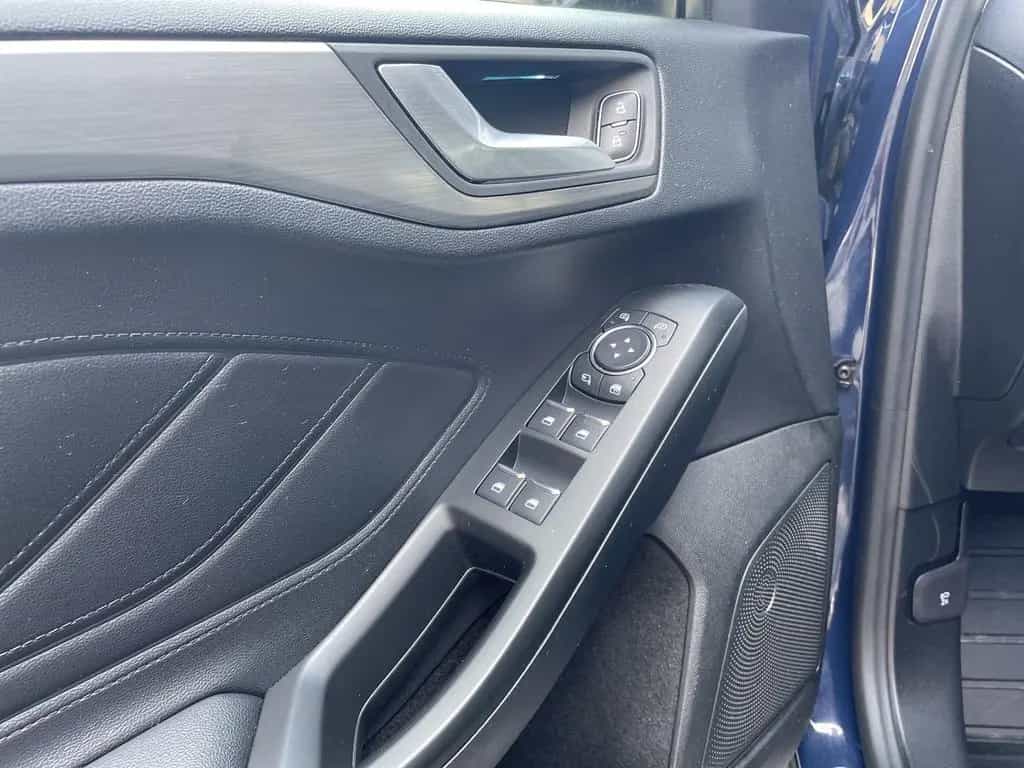 Ford Focus 1.5 EcoBoost Aut. TITANIUM *LED*Navi* 04/2019-photo-17