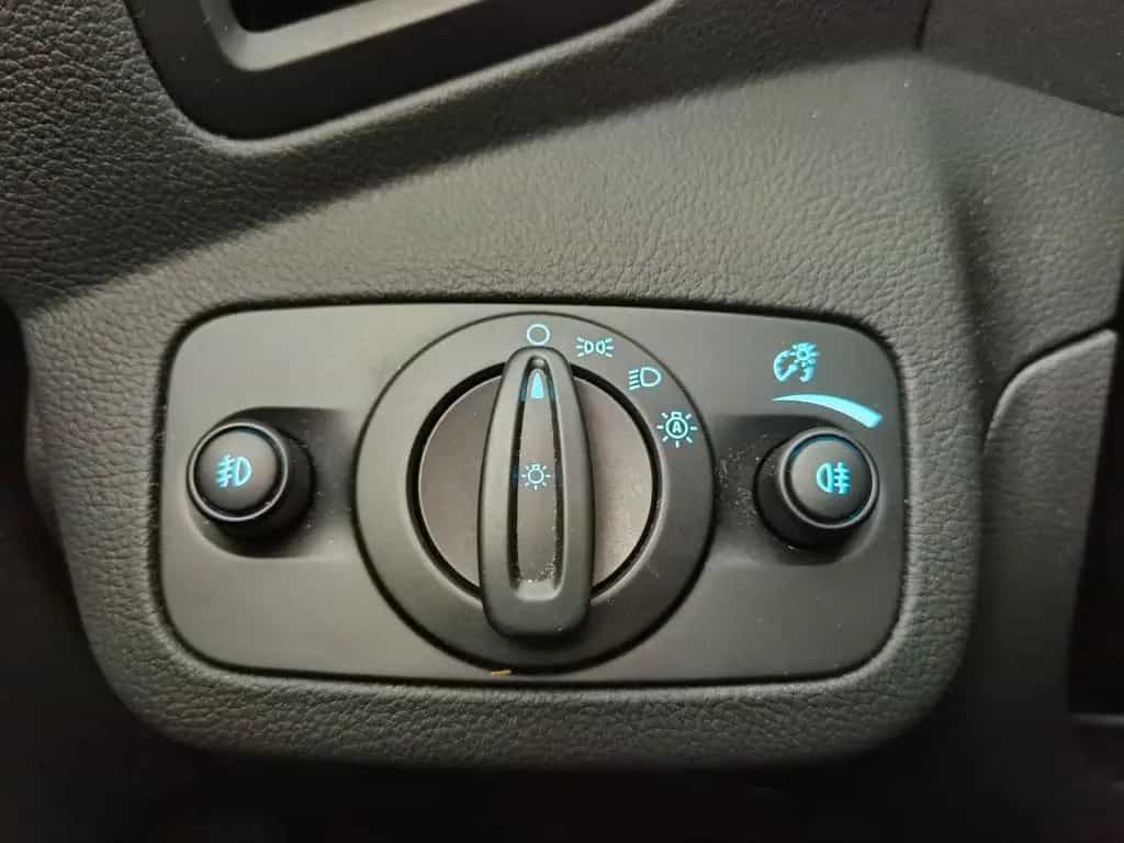 Ford Kuga Titanium/ALLRAD/NAVI/AUTOMATIK/GARANTIE/AHK 09/2018-photo-11