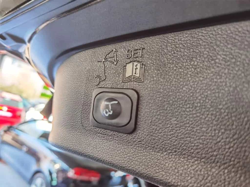 Ford Kuga Titanium/ALLRAD/NAVI/AUTOMATIK/GARANTIE/AHK 09/2018-photo-26