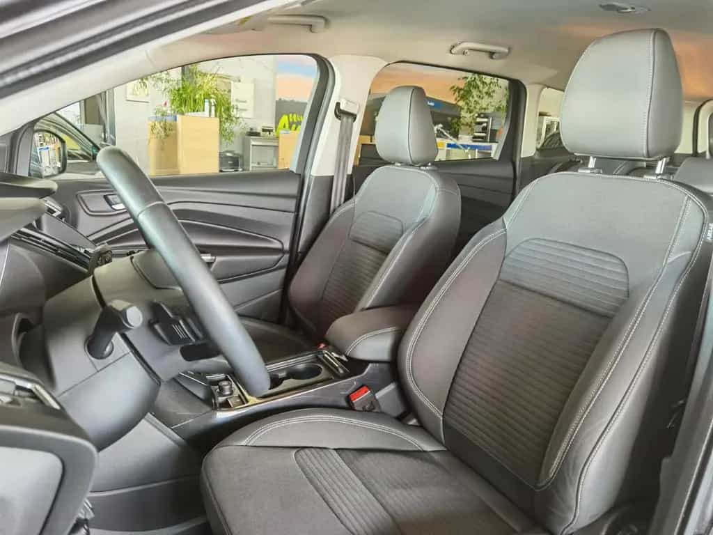 Ford Kuga Titanium/ALLRAD/NAVI/AUTOMATIK/GARANTIE/AHK 09/2018-photo-8
