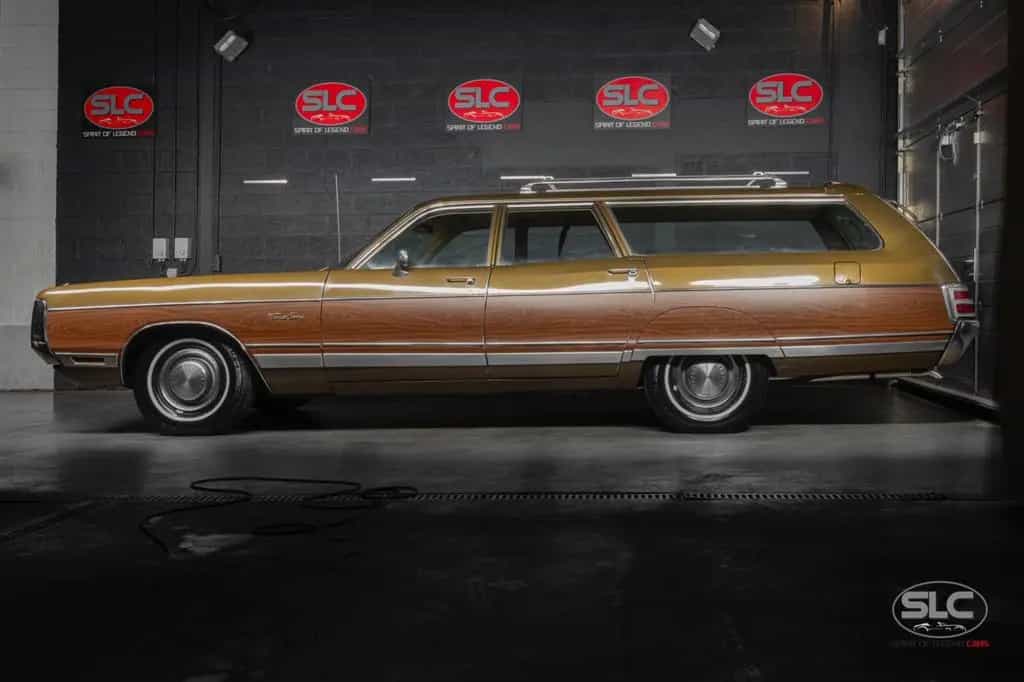 Chrysler Other Town & Country - 7.2 - Revised Gearbox 01/1972-photo-1